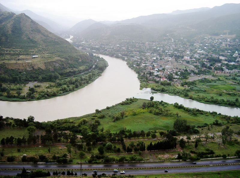 … da wo sich Fluss Mtkvari und Aragvi sich auf wieder sehen sagen