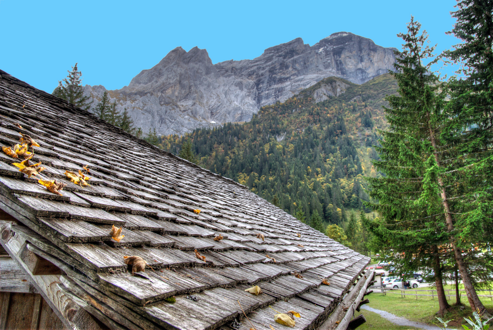 Dach und Berge