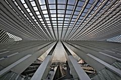 Dachkonstruktion im Bahnhof Liège-Guillemins