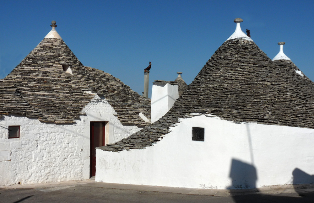 DACHSKULPTUR-ALBEROBELLO