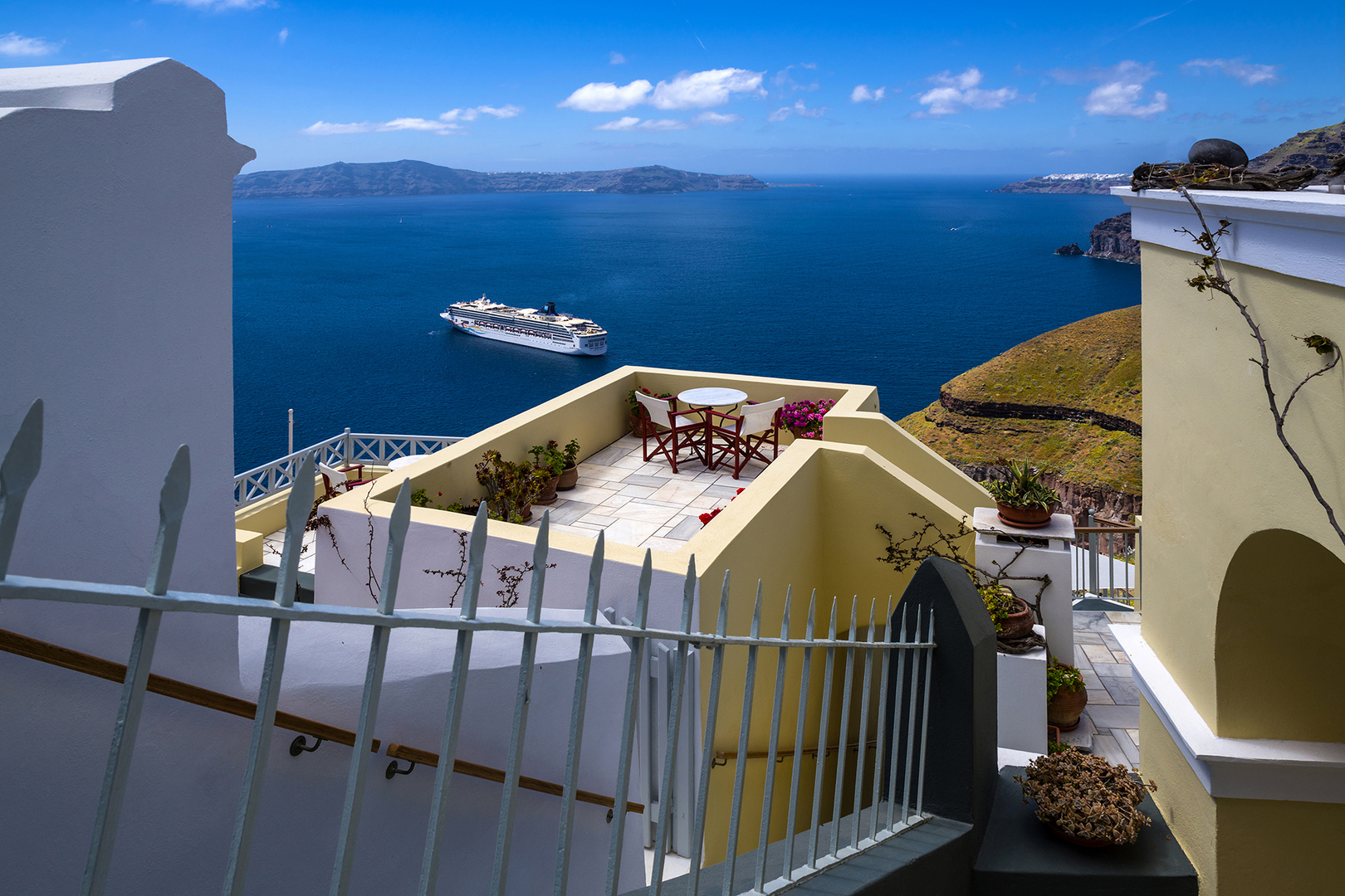 Dachterrasse an der Caldera