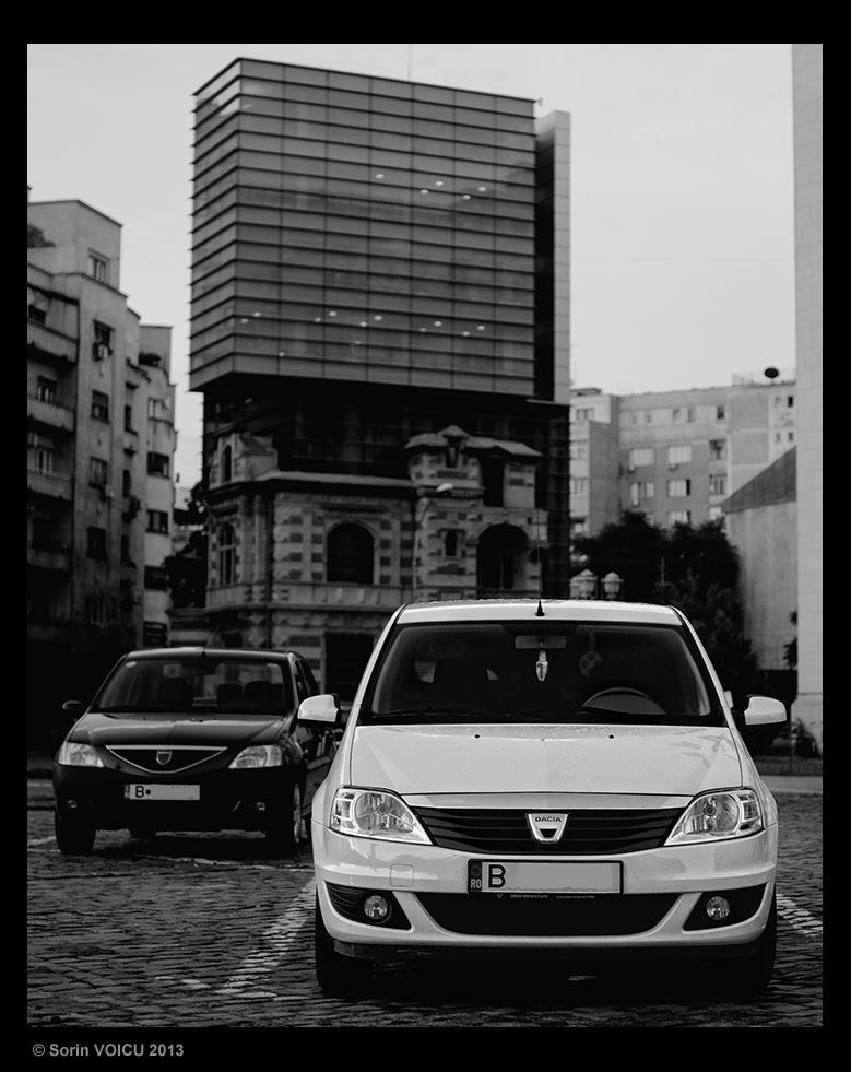 Dacia in Schwarz und Weiß