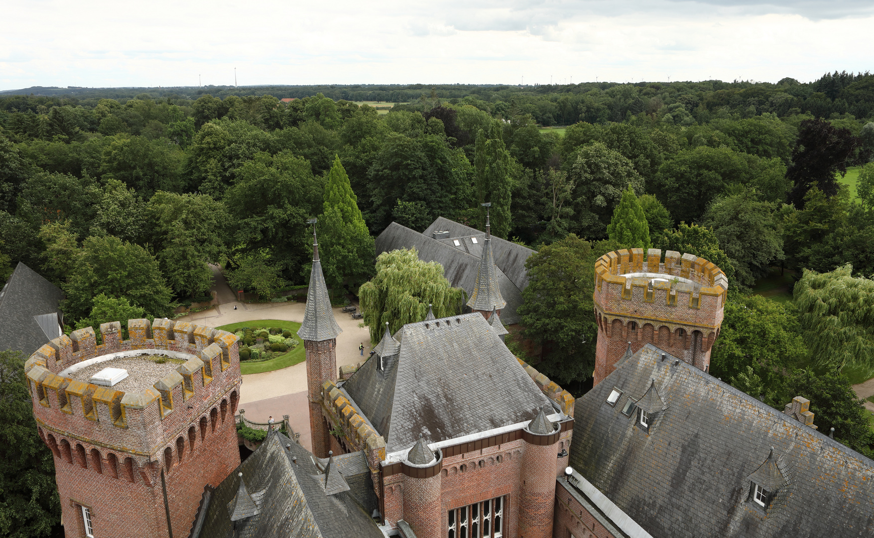 Dächer von Schloss Moyland