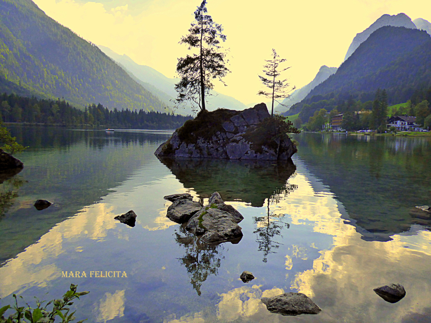 DÄMMERUNG AM HINTERSEE (Berchtesgadener Land)