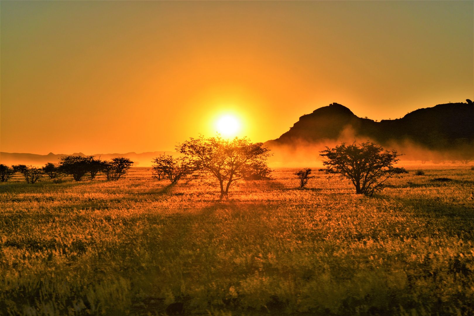 Dämmerung am Rande der Namib