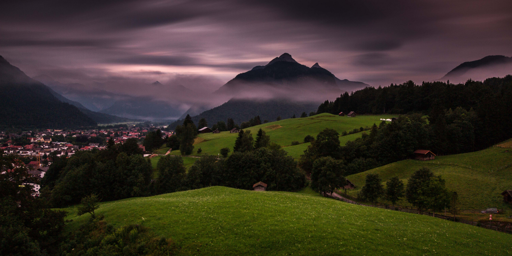 Dämmerung über Mittenwald