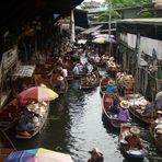 Daemnoensaduak Market