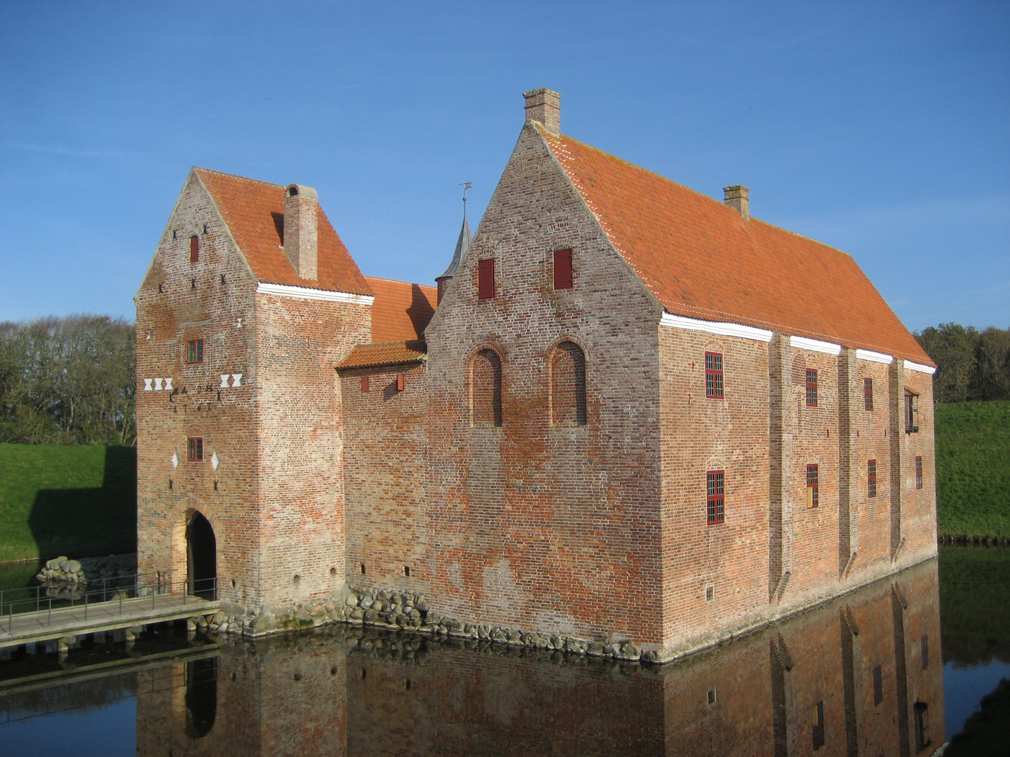 Dänemark, Spottrup Burg in der Totalen