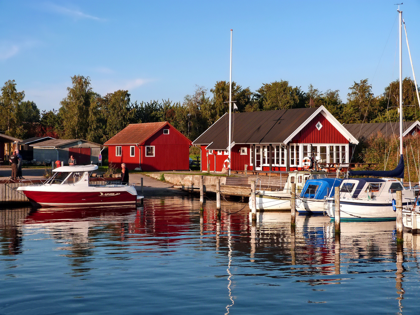 Dänischer Sommerabend in Bogø Havn