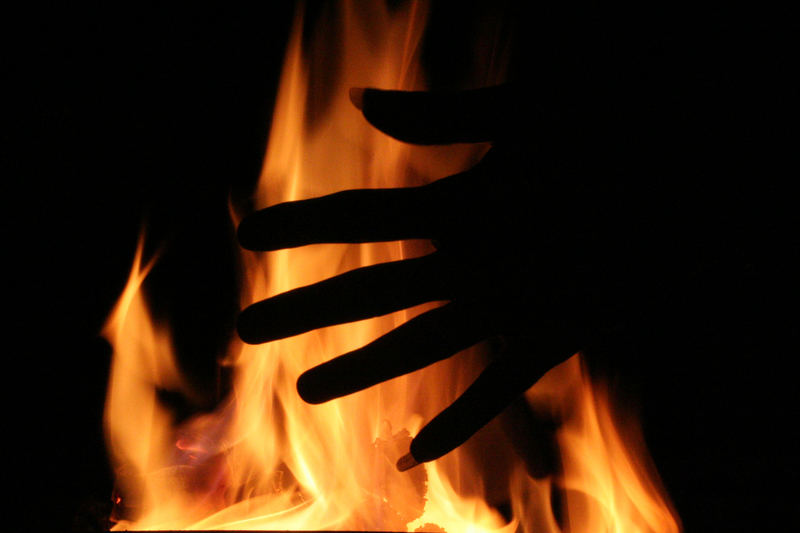 Dafür leg ich die Hand ins Feuer