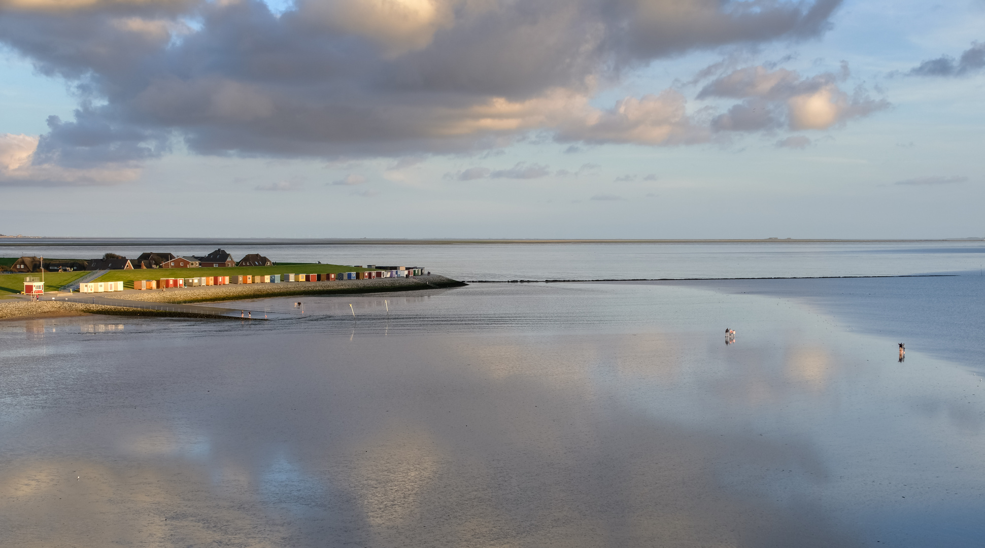 Dagebüller Strandhäuschen am Abend