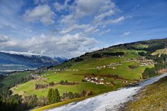 Dahingetupfte Häuschen Tiroler Bergromantik