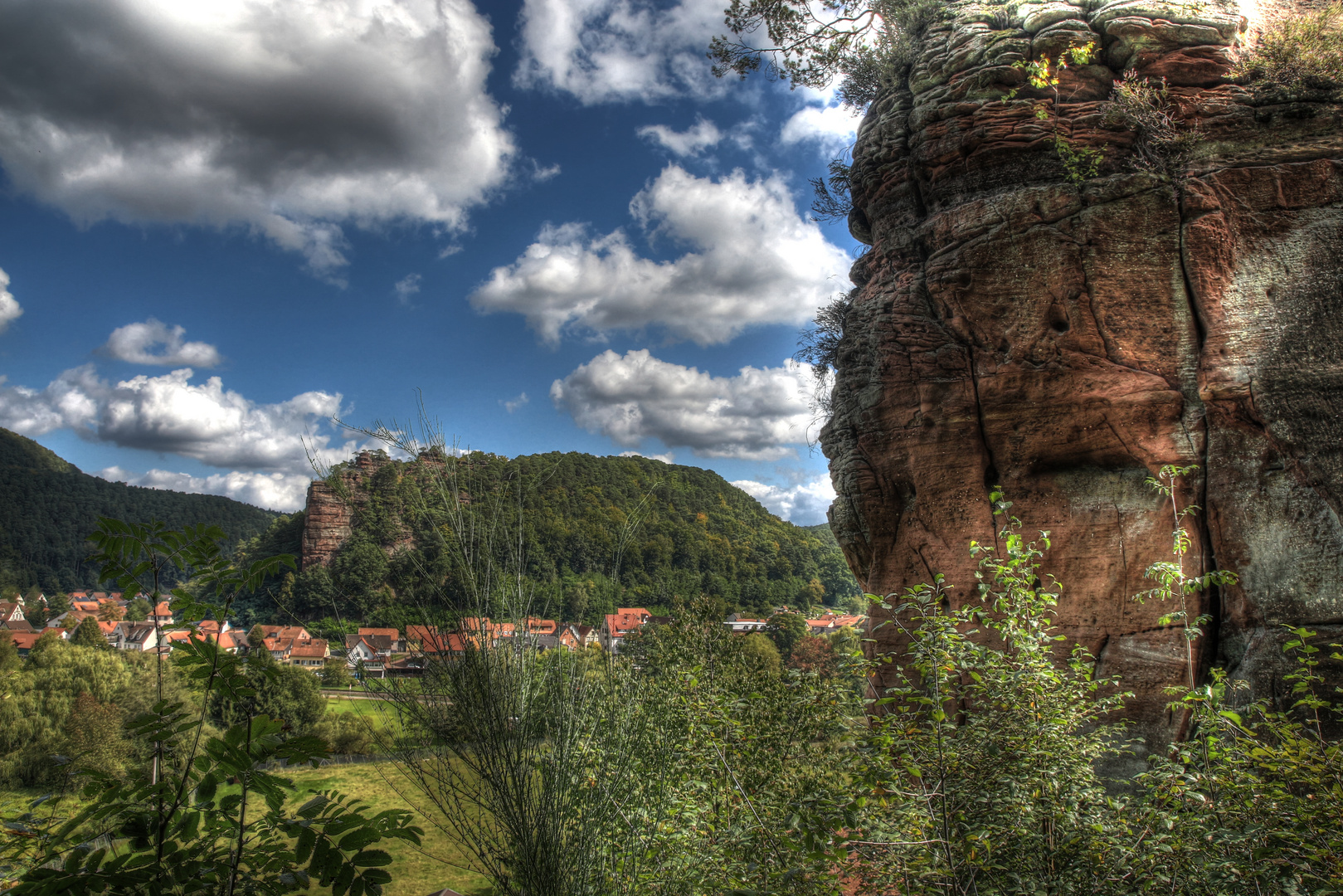 Dahn Rheinland-Pfalz Blick auf den Jungfernsprung