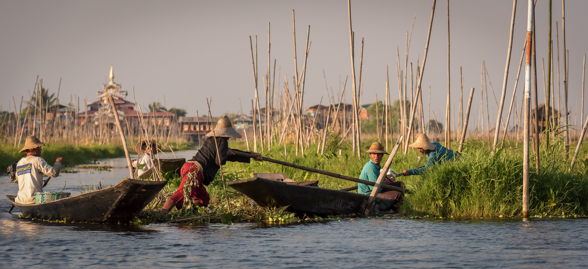Daily Life in Myanmar am Lake Inle