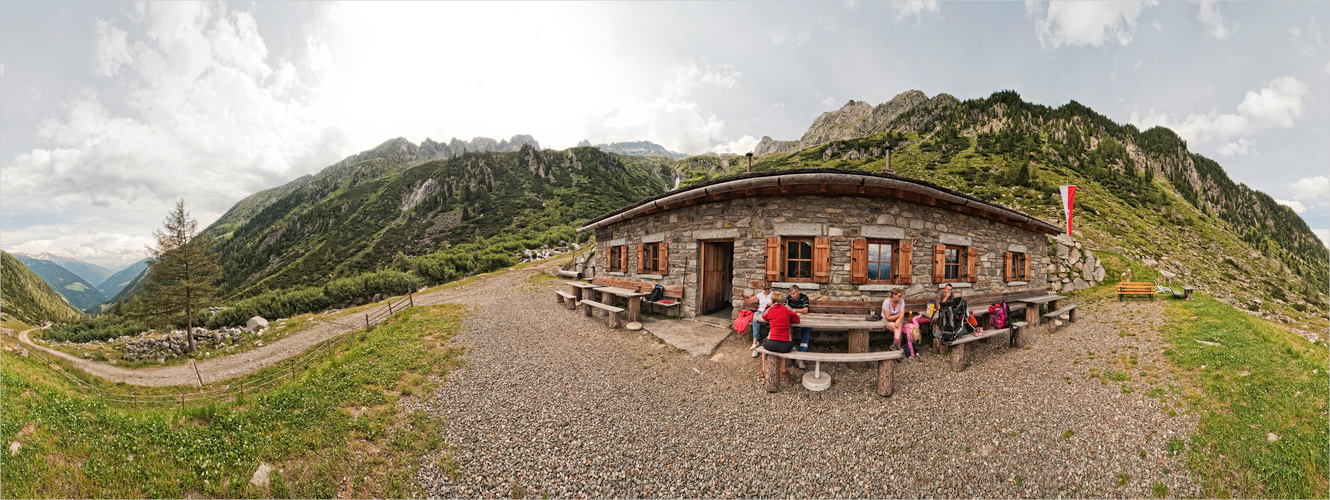 [ Daimer Hütte ]