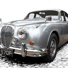 Daimler 250 V8