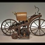 Daimler Holz-Motorrad von 1885