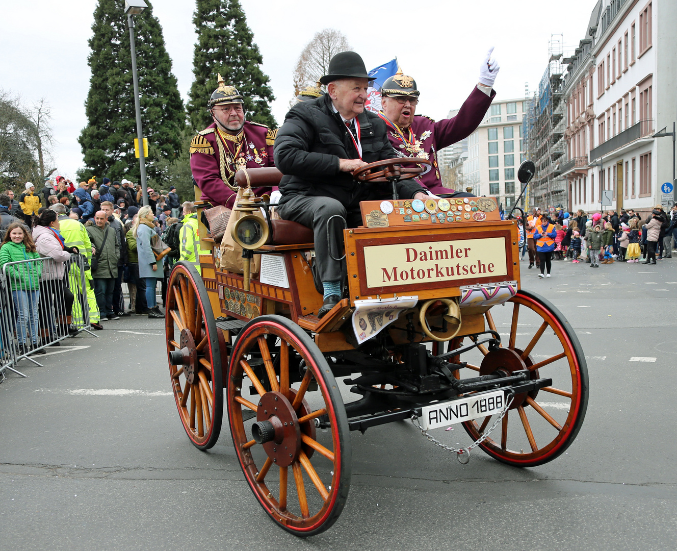 Daimler Motorkutsche 1888 2 Foto & Bild fasching, frankfurt
