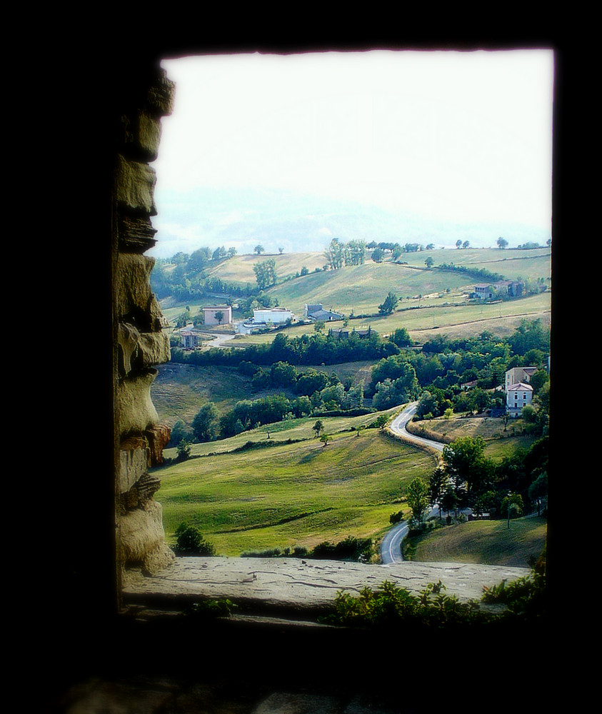 ..dal castello di Bardi vidi...