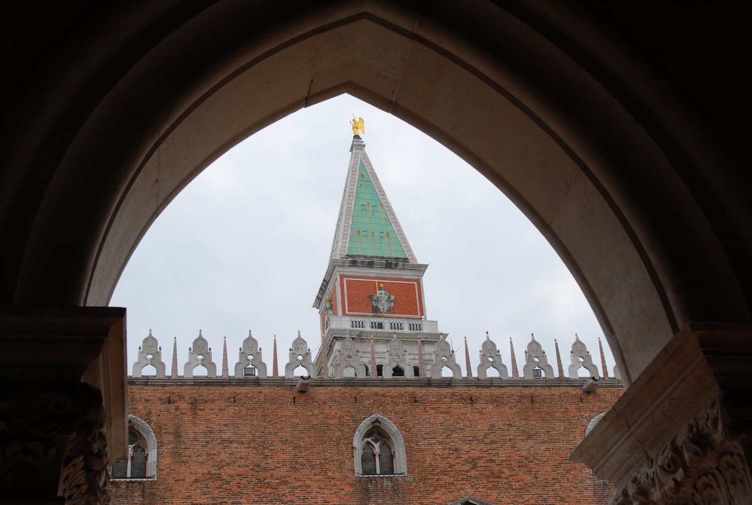 DAL....." PALAZZO DUCALE" VENEZIA