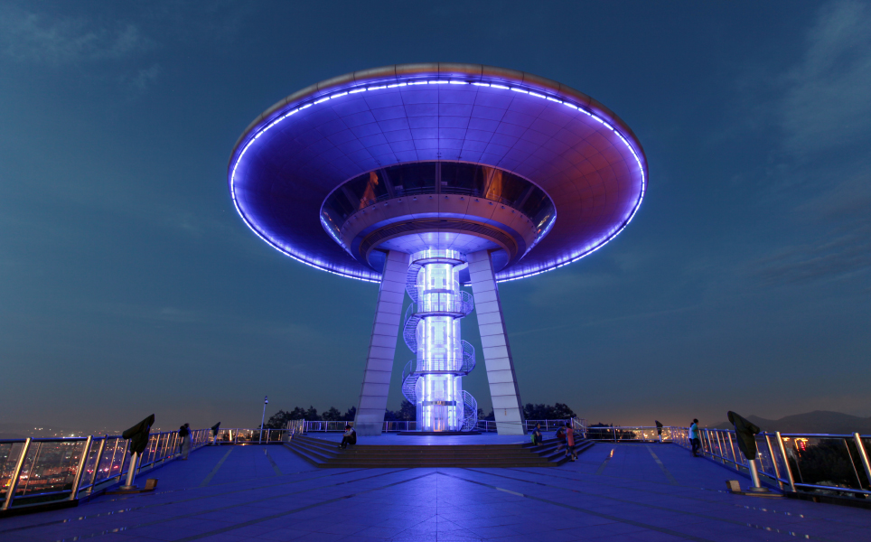 Dalian - UFO night