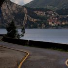 Dalle curve il lago d'autunno