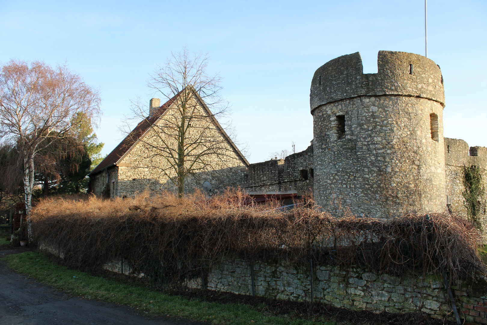 Dalsheim ein Teil der Fleckenmauer