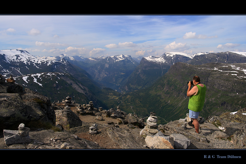 Dalsnibbablick in das Flydal mit dem Geirangerfjord