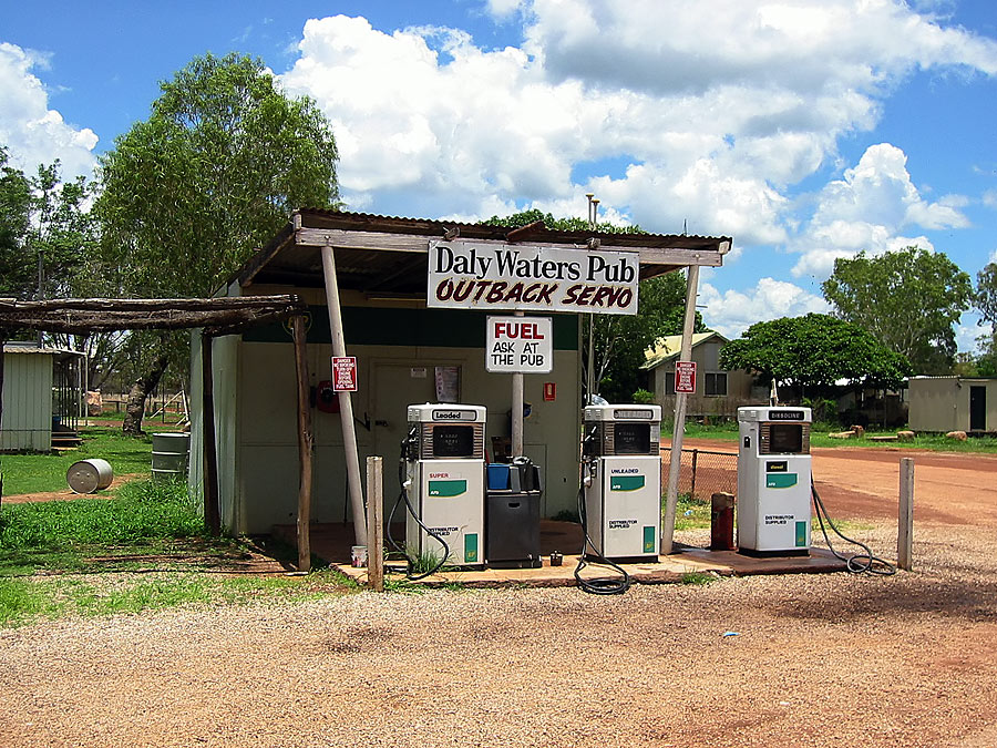 Daly Waters Outback Servo (reload)