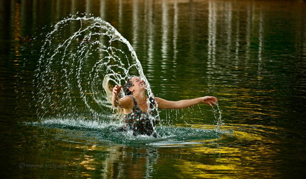 Dama en el lago