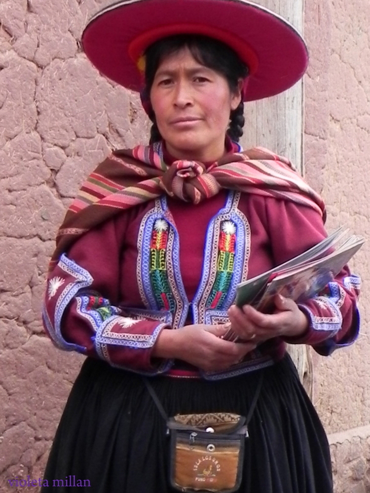 DAMA PERUANA,NATIVA DE PUNO