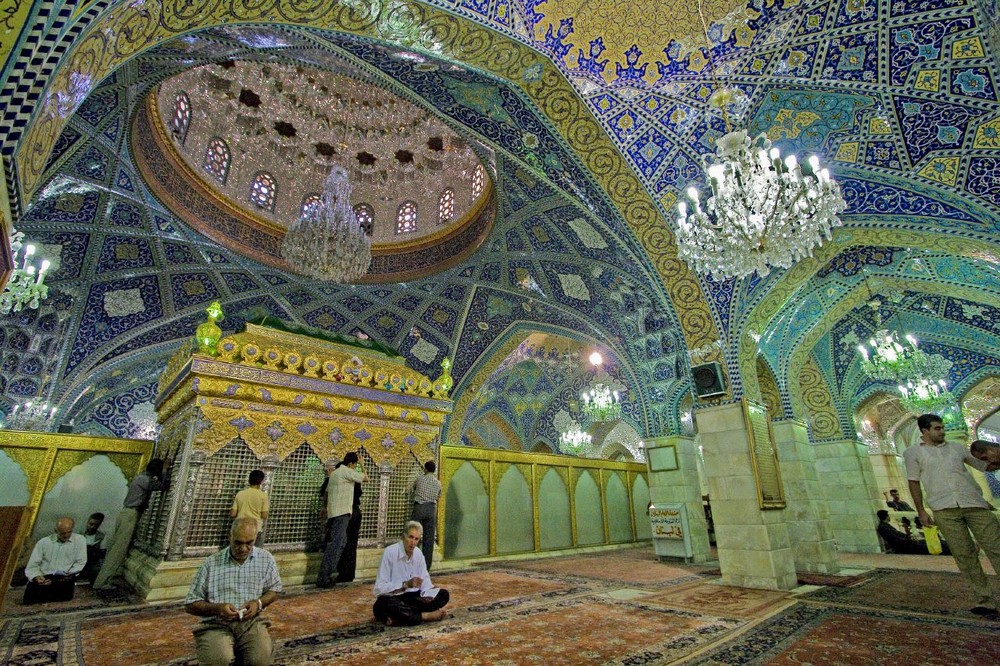 Damascus - Shrine of al-saeeada  Zaynab