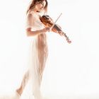Dame mit Geige
