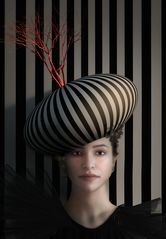 Dame mit Hut