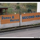 Damen und Herren aus zweiter Hand.