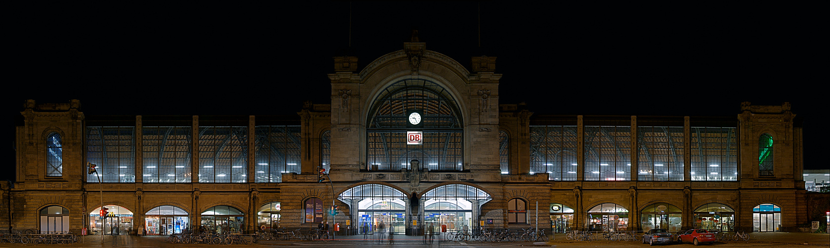 Dammtor Bahnhof - Nordseite