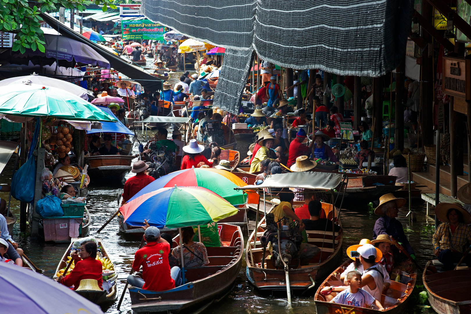 Damnoen Saduak Markt bei Bangkok, Thailand