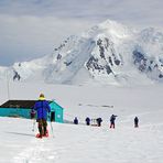 Damoy Hut