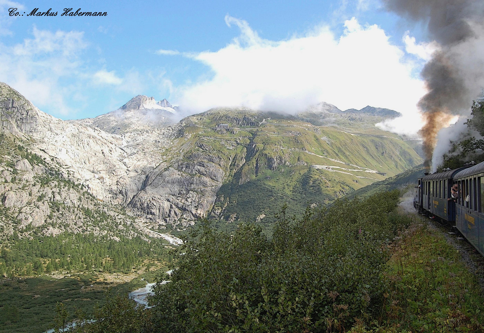 Dampf am Rhonegletscher