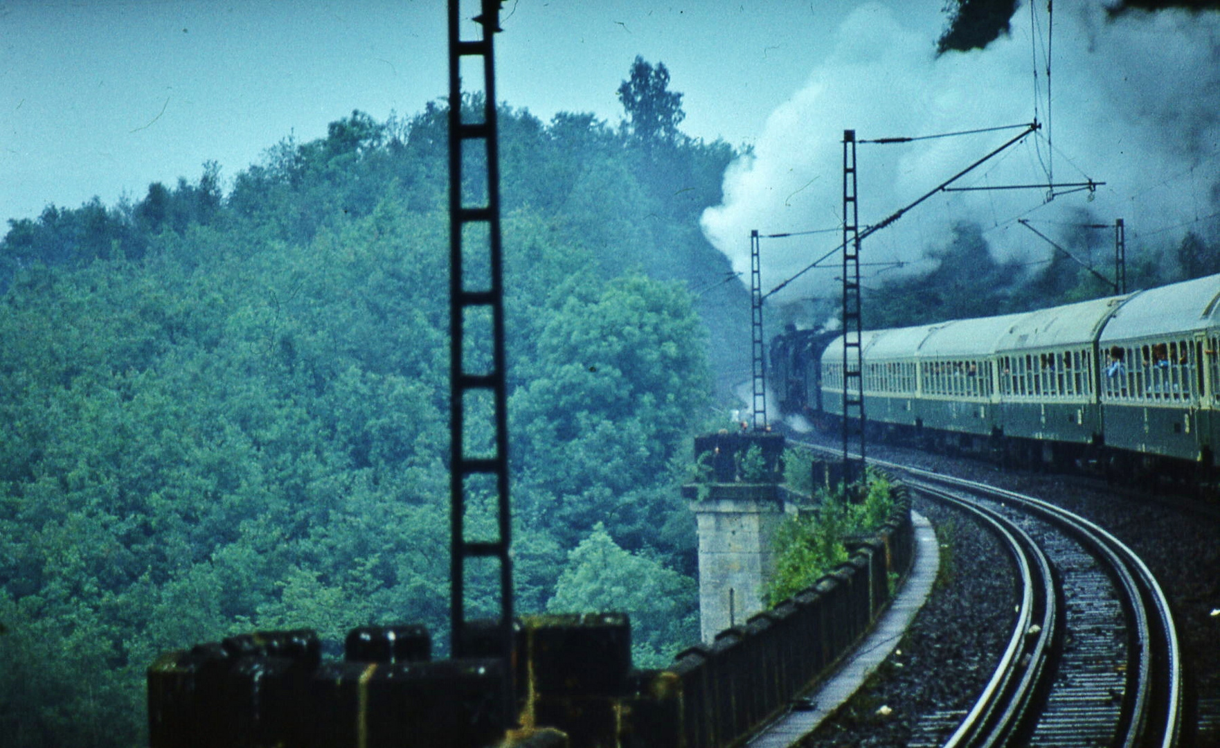 Dampf auf der "Achterbahn" (2)