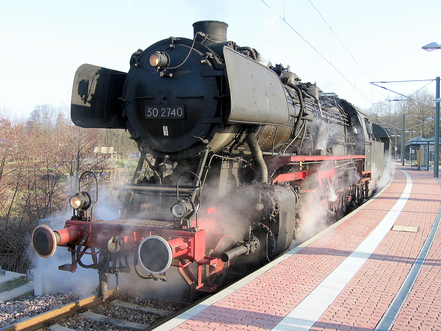 Dampf auf der Kraichtalbahn mit 50 2740 am 8.1.2006