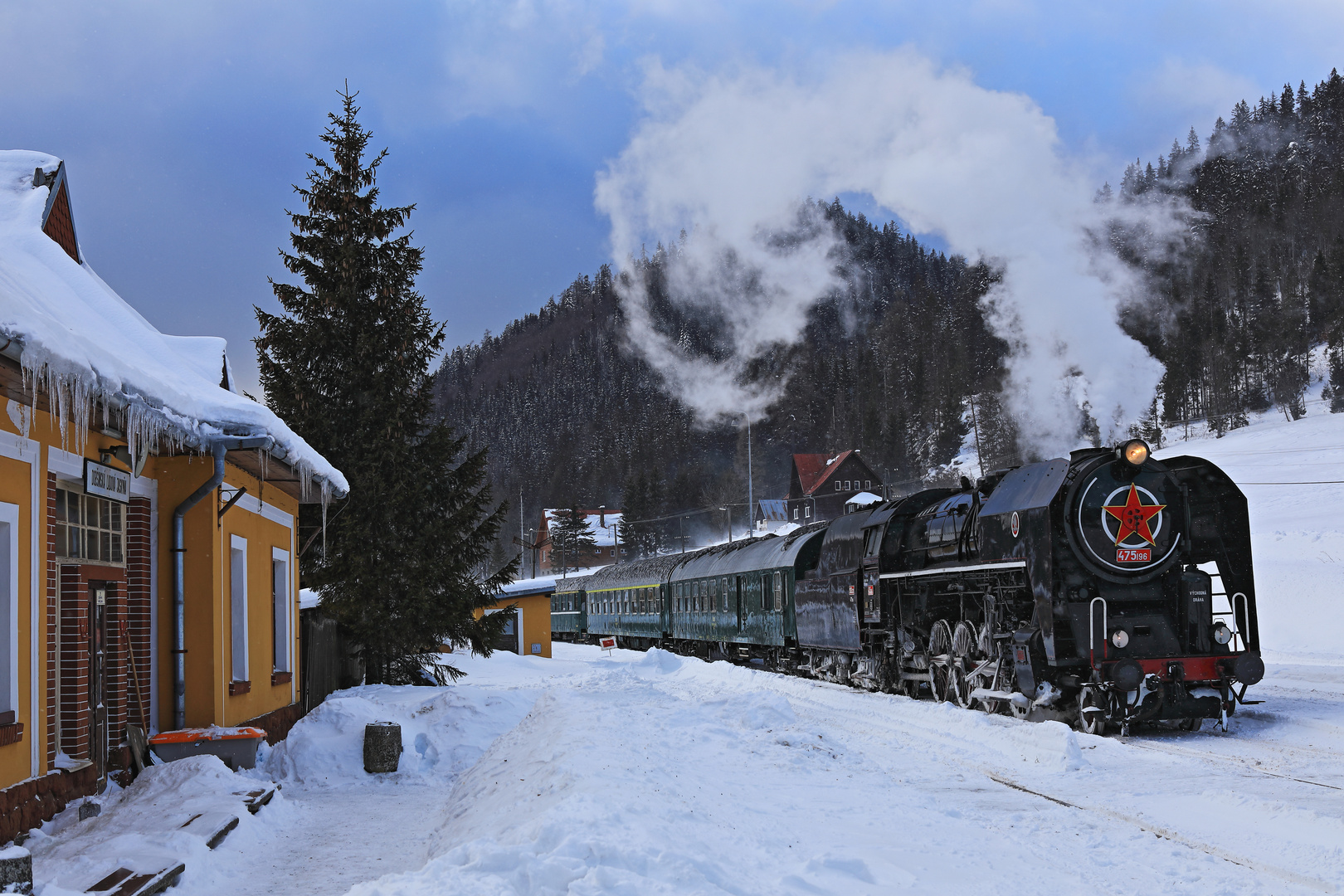 Dampf in der niederen Tatra 01