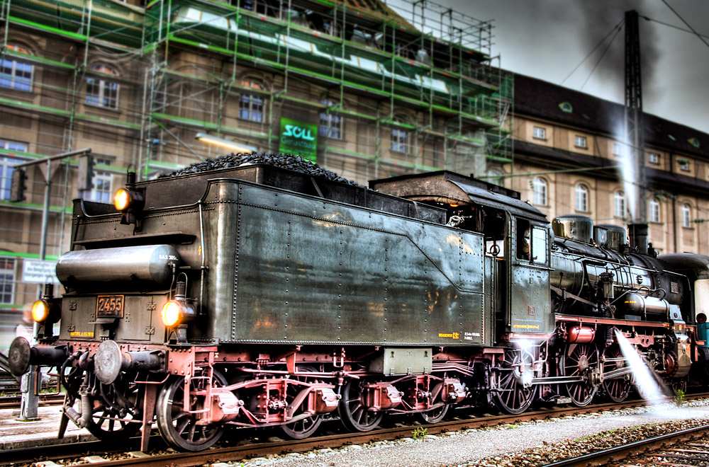 Dampf Lok 2455 in München, HDR