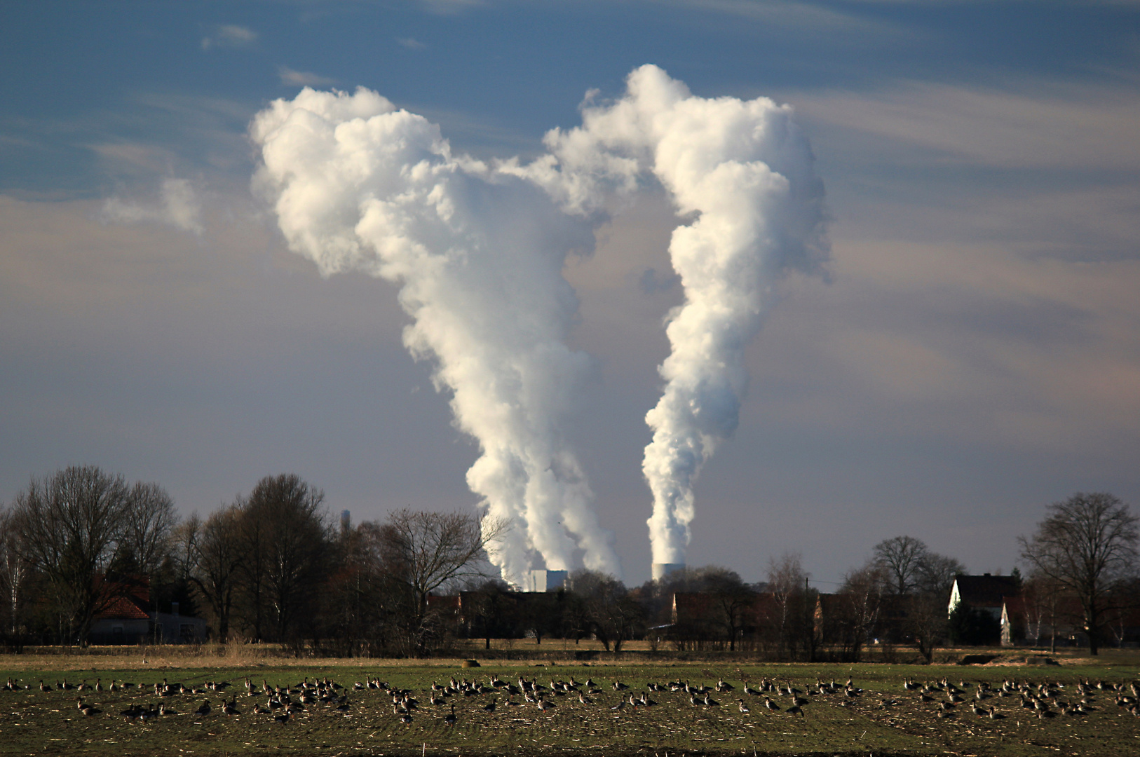 Dampf und Rauch für Energie aus Braunkohle