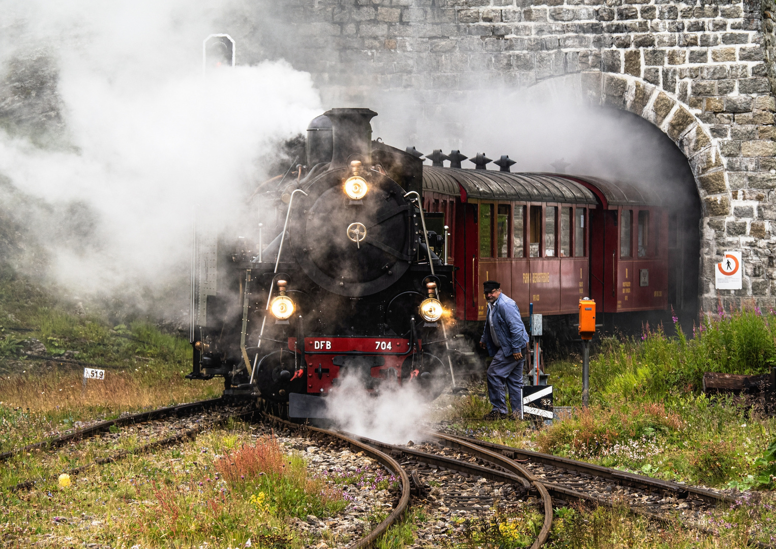 Dampfbahnfahrt auf der Furka Strecke