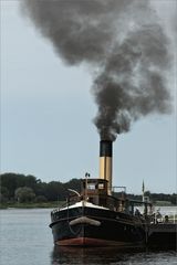 Dampfeisbrecher ELBE (6)