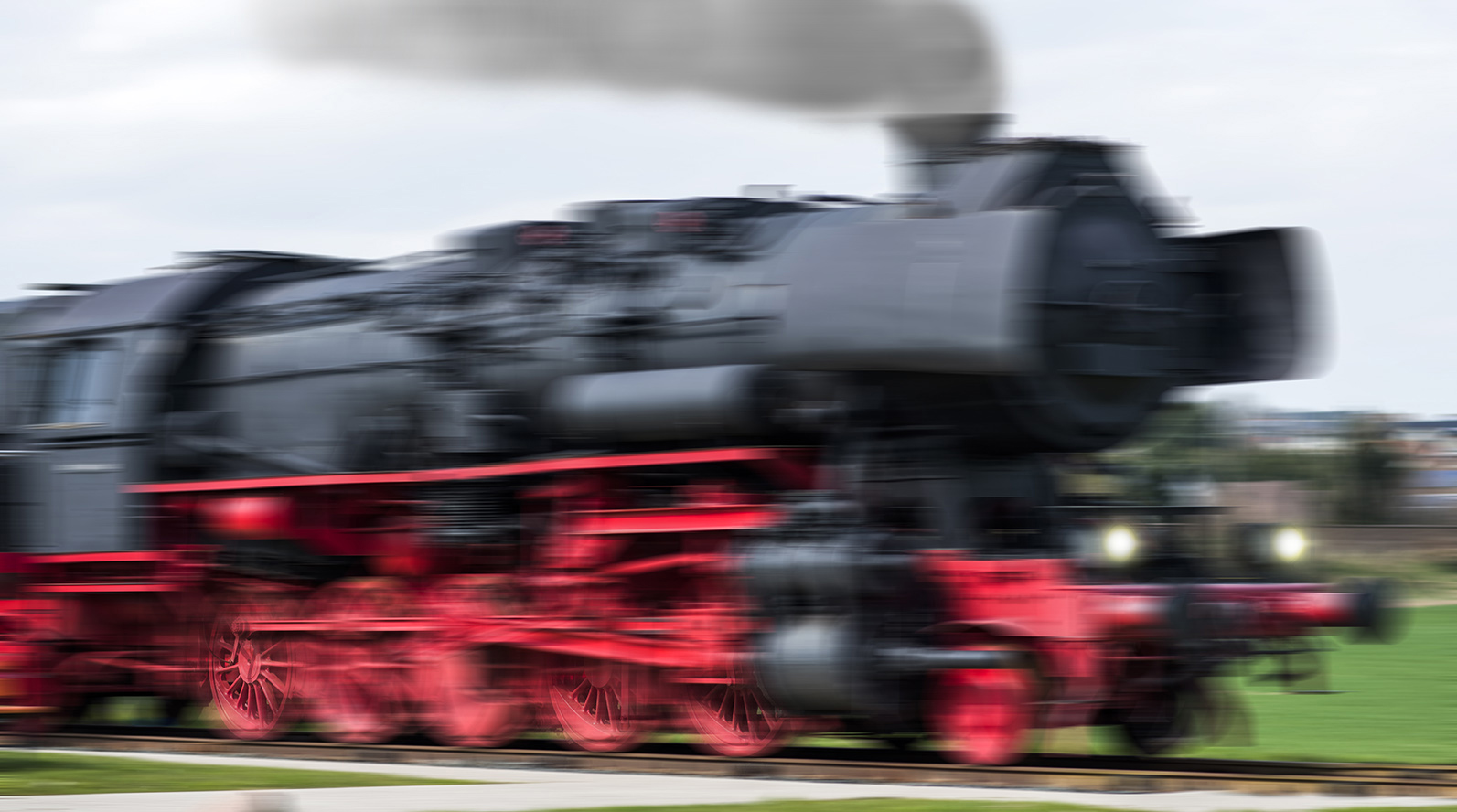 Dampfeisenbahn in Bewegung