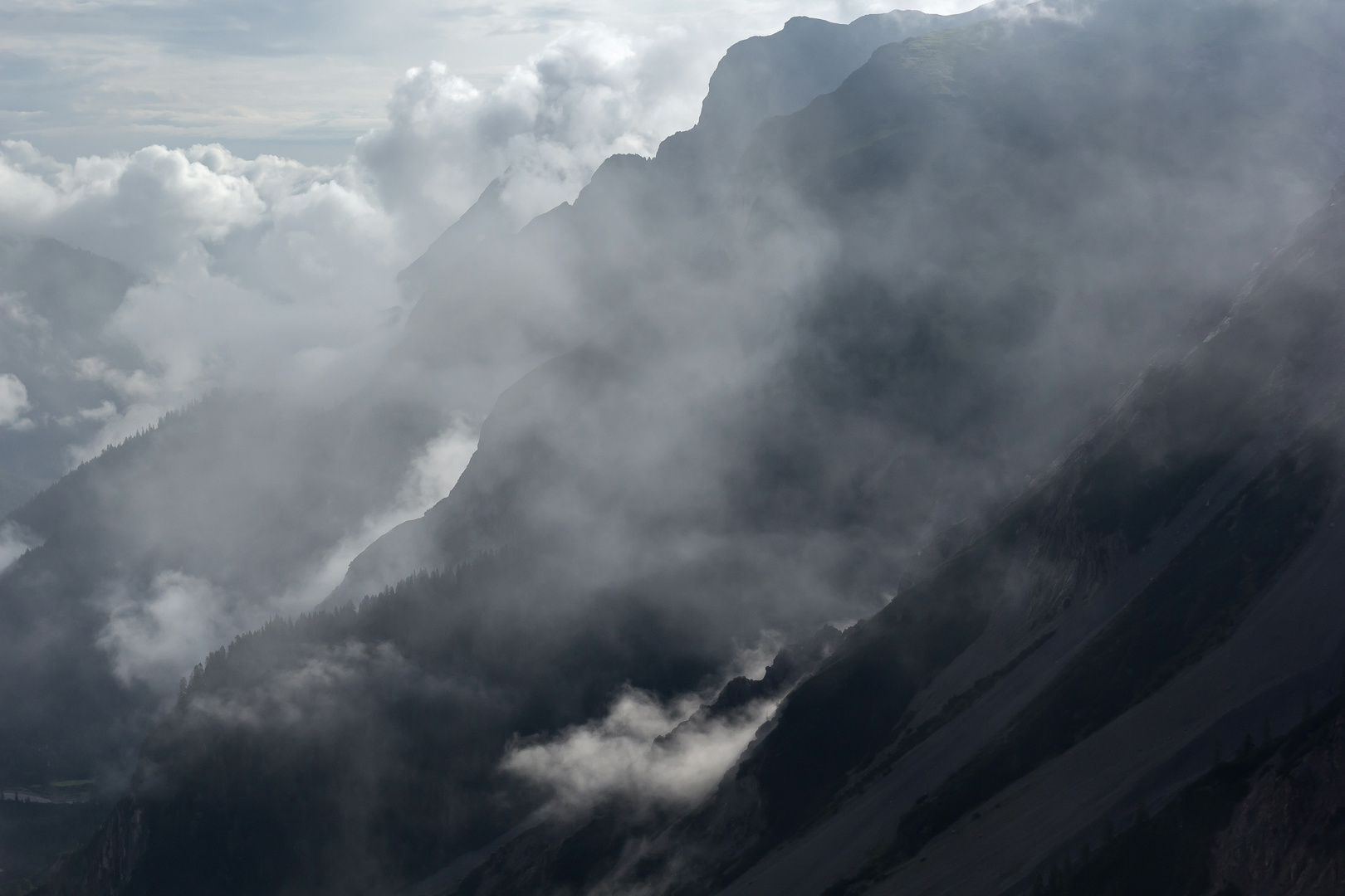 dampfende Berge