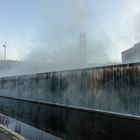 Dampfende Wasserwand in den Wassergärten Landsweiler-Reden