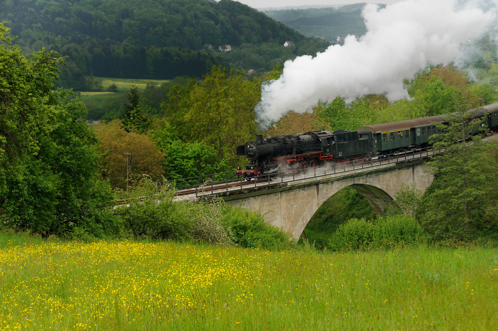 Dampflokromatik im Wieslauftal (Igelsbachviadukt oberhalb Klaffenbach)